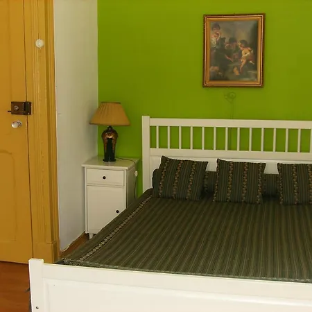 Dias E Dominguez Hostel